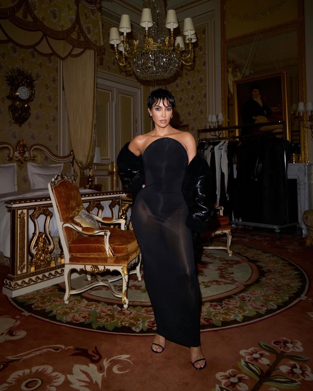Access_Kardashian_10~28.jpg