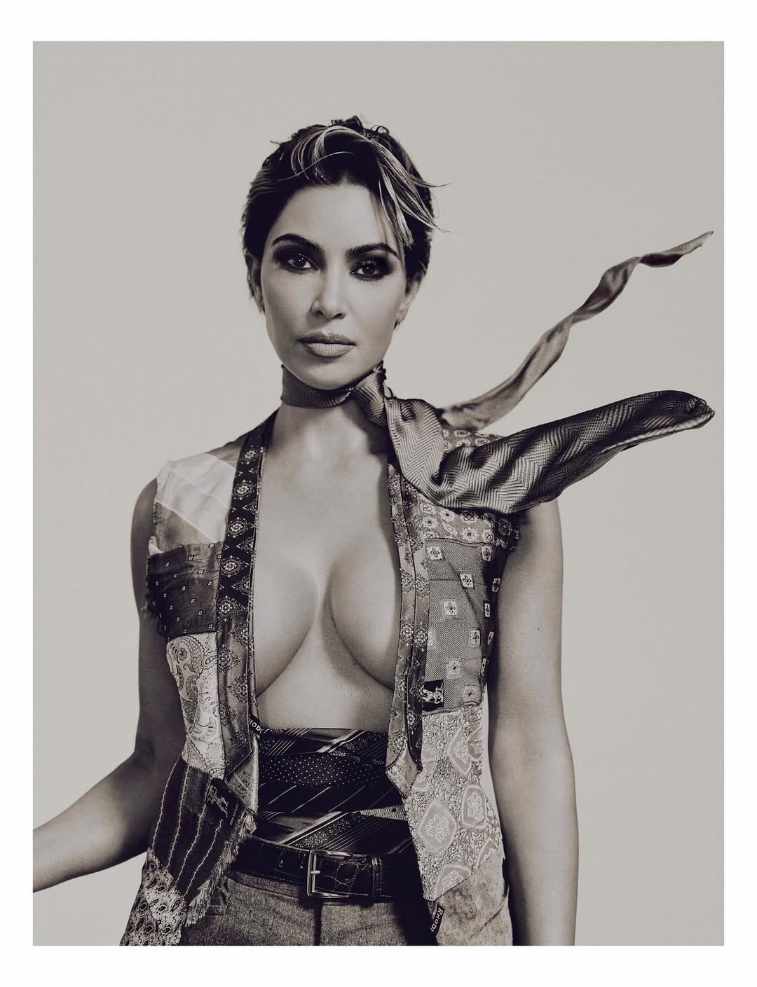 Access_Kardashian_10~33.jpg