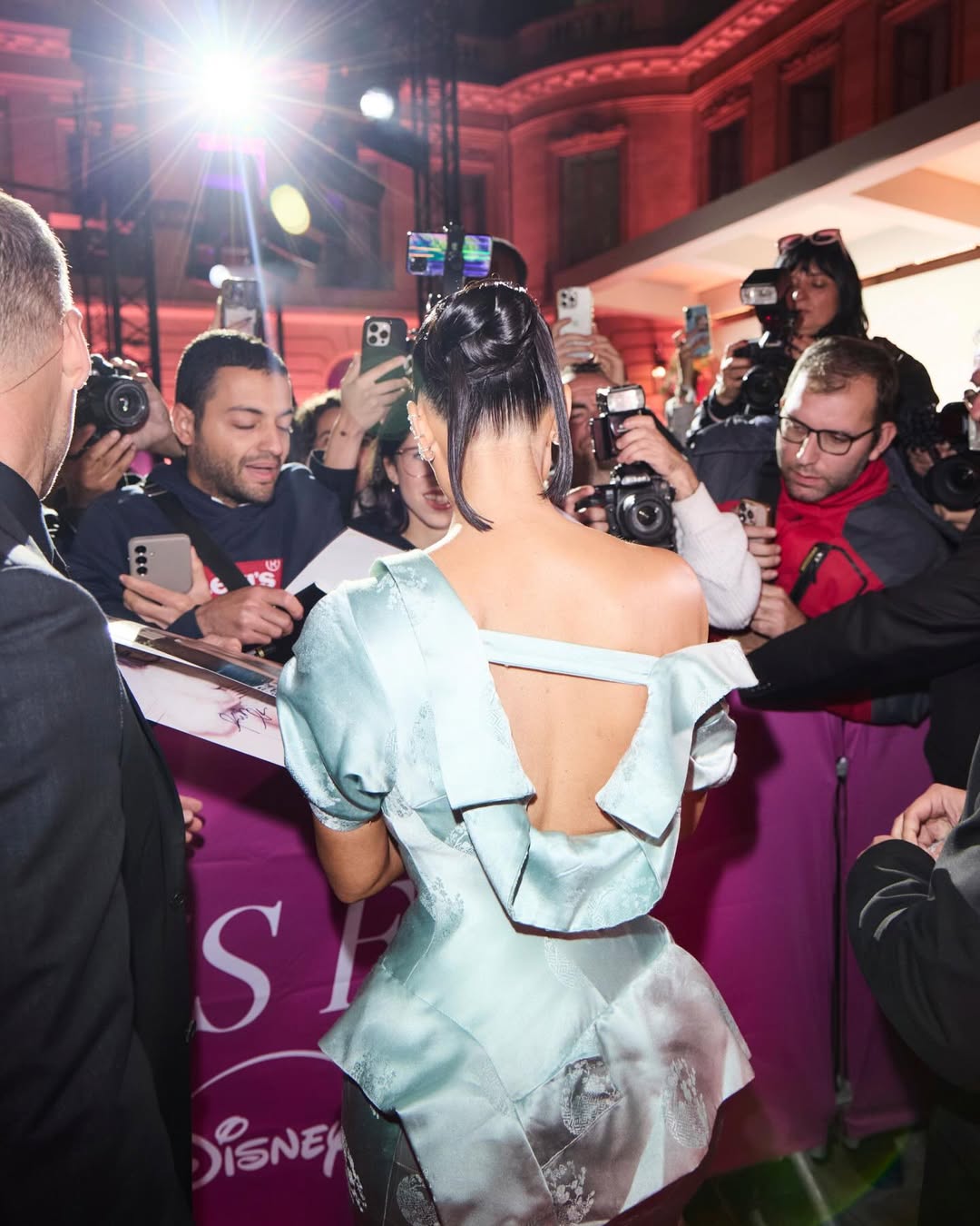 Access_Kardashian_11~34.jpg