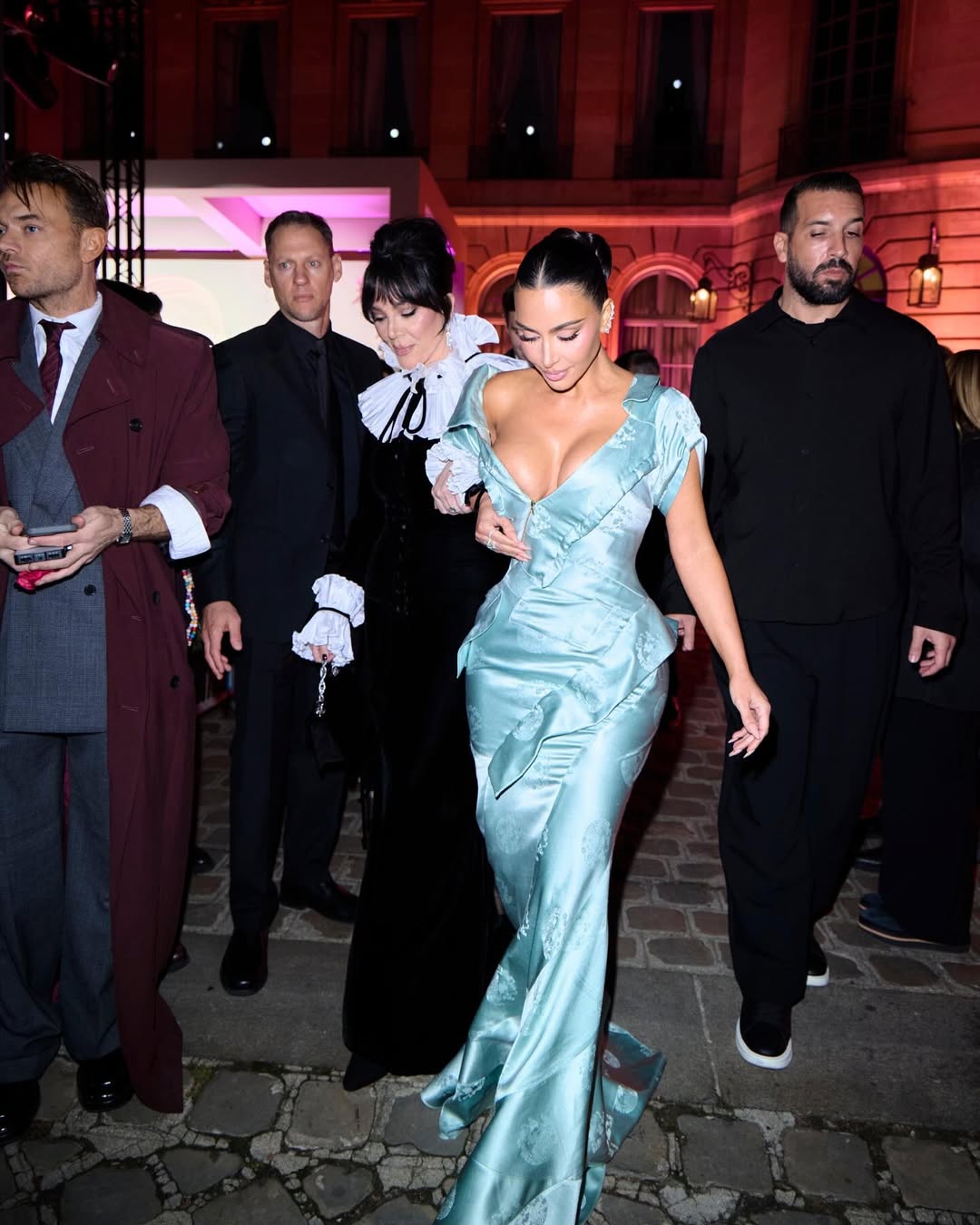 Access_Kardashian_13~32.jpg