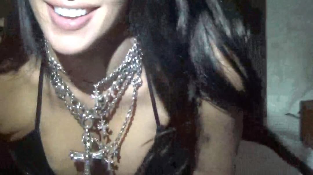 Access_Kardashian_14~13.jpg