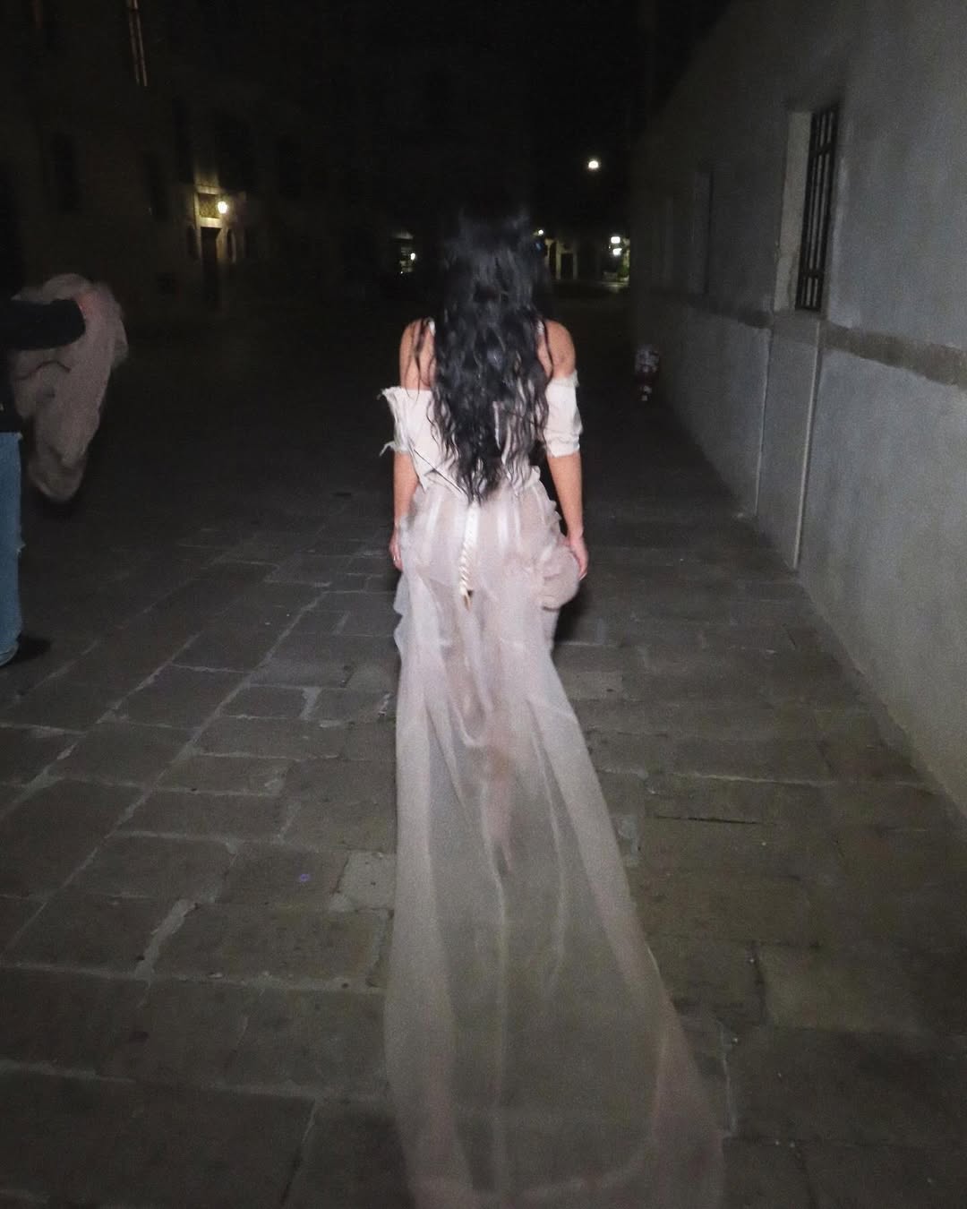 Access_Kardashian_14~16.jpg