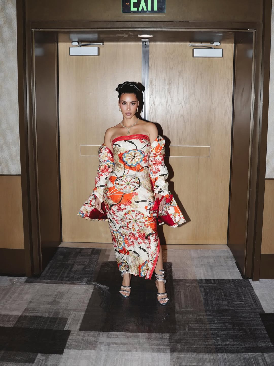 Access_Kardashian_14~32.jpg