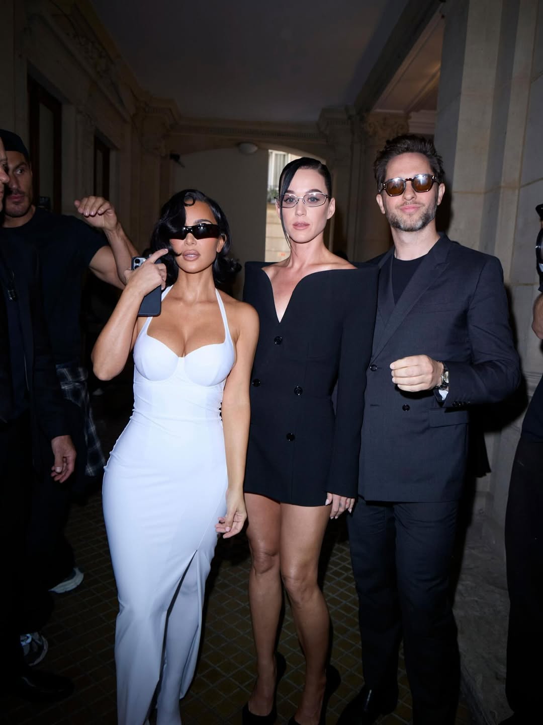 Access_Kardashian_15~19.jpg