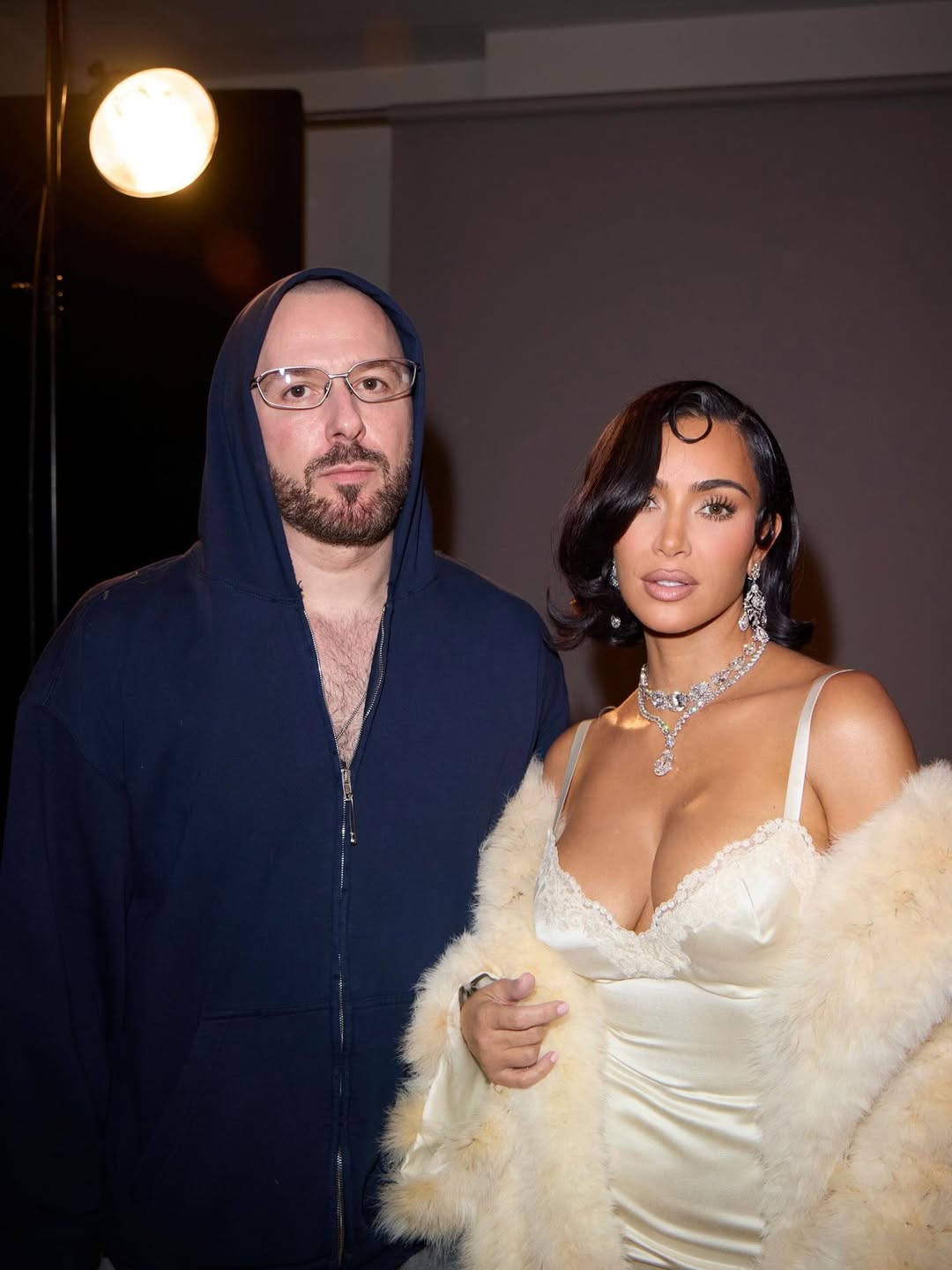 Access_Kardashian_34~1.jpg