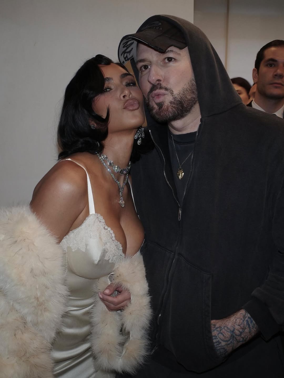 Access_Kardashian_38~0.jpg