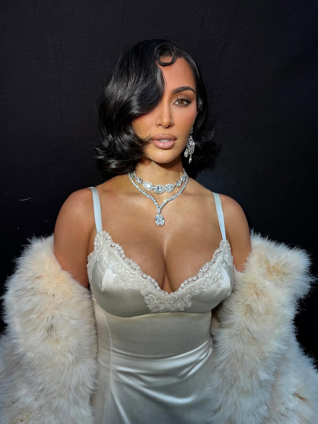 Access_Kardashian_39~0.jpg