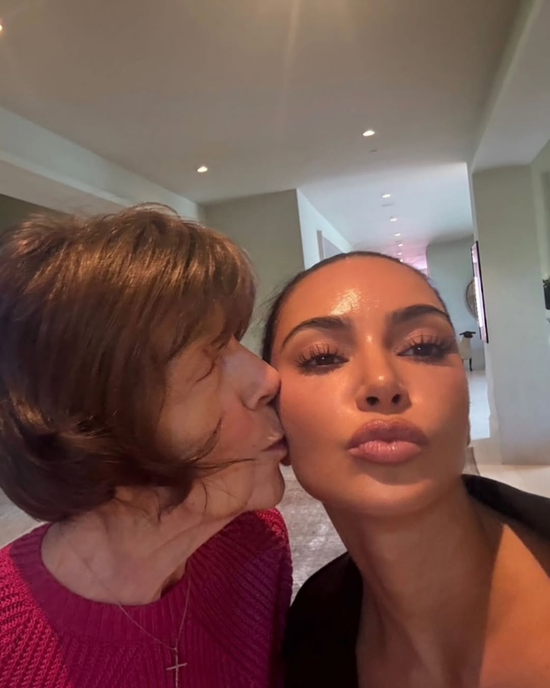 Access_Kardashian_3~43.jpg