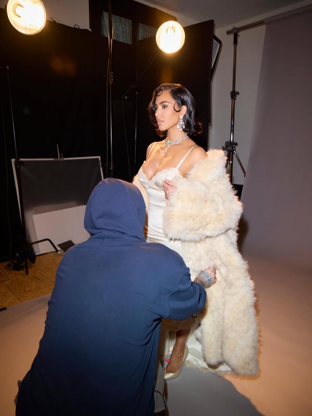 Access_Kardashian_40~1.jpg