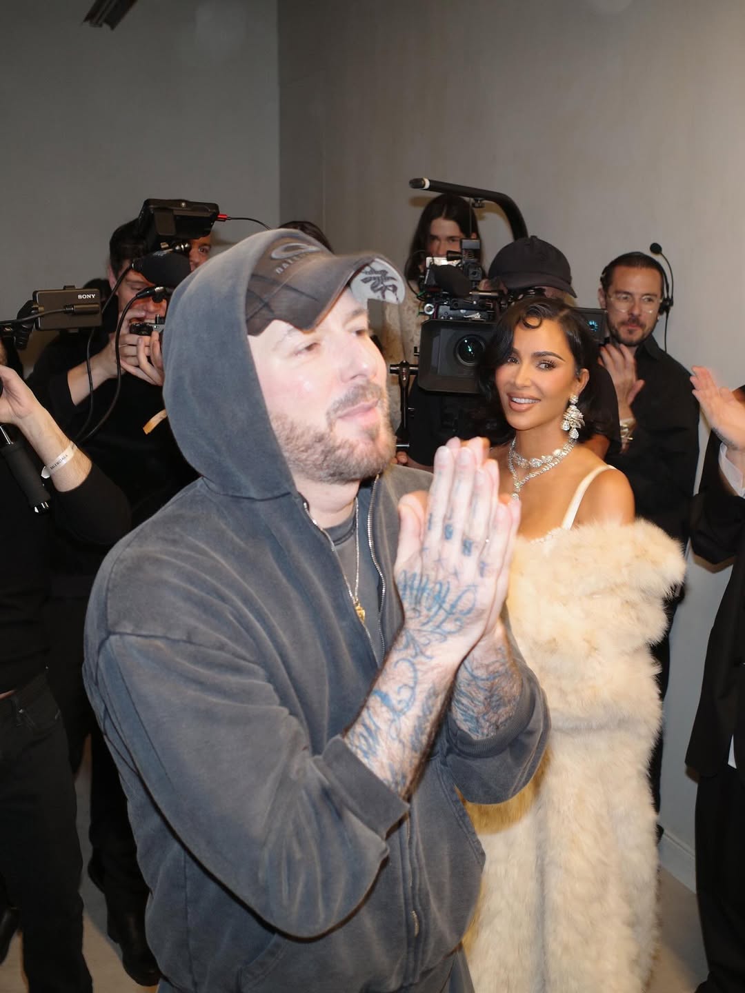 Access_Kardashian_41~0.jpg
