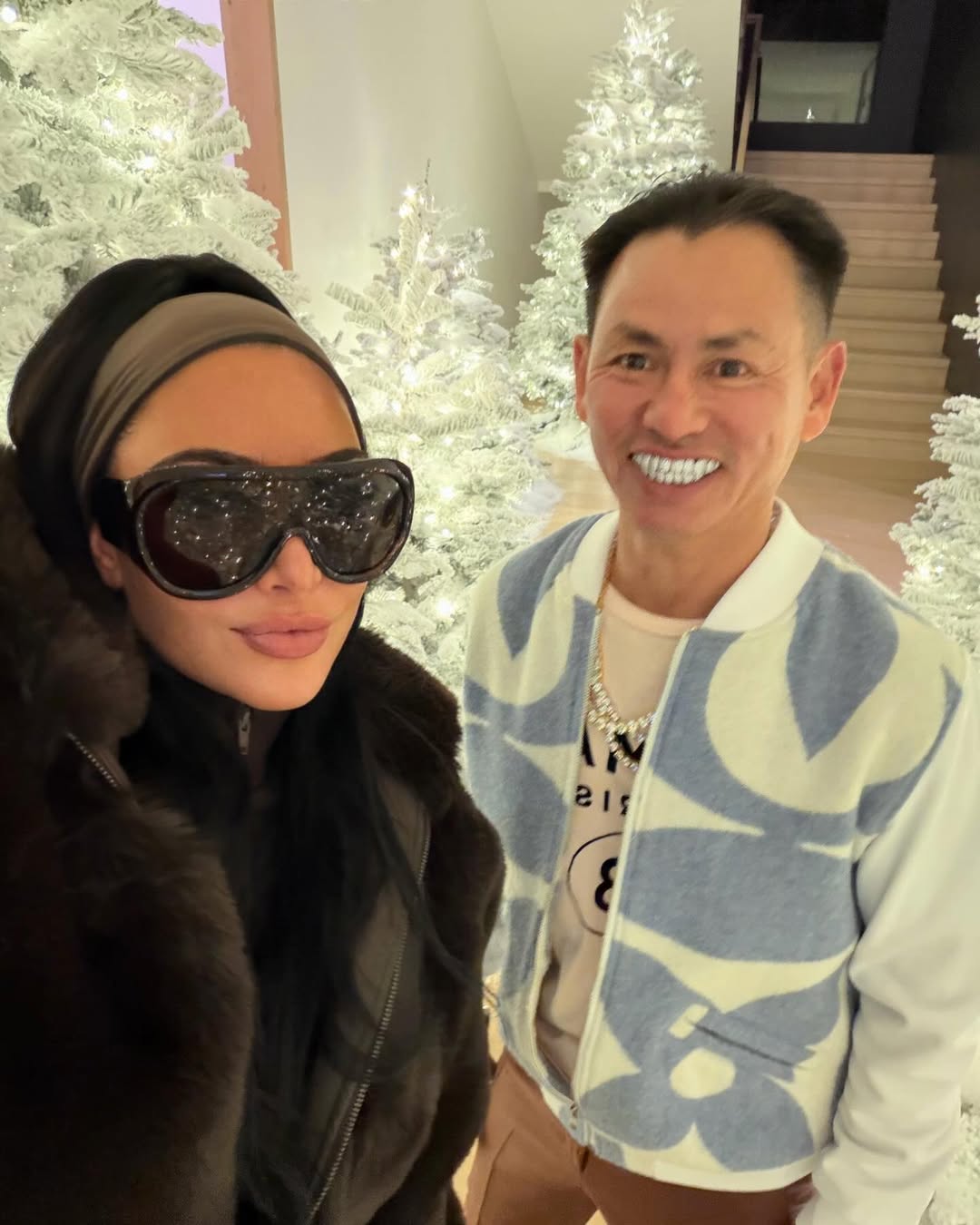 Access_Kardashian_47~1.jpg