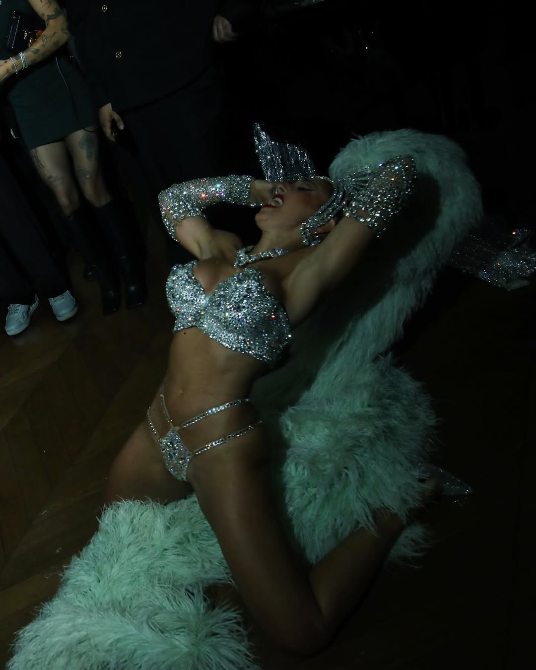 Access_Kardashian_52~1.jpg
