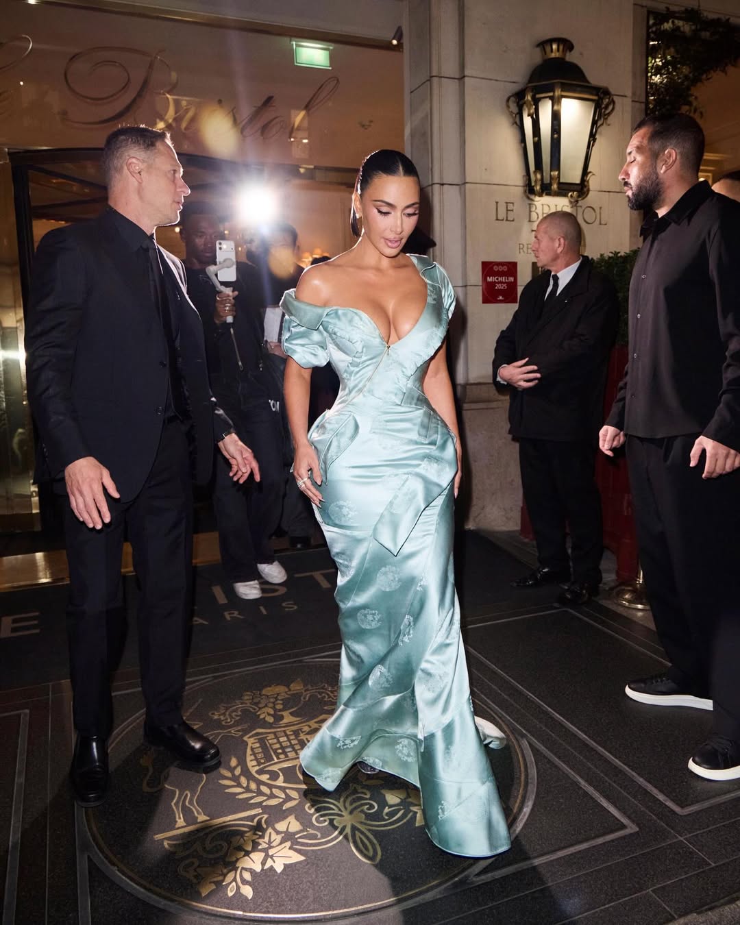 Access_Kardashian_5~32.jpg