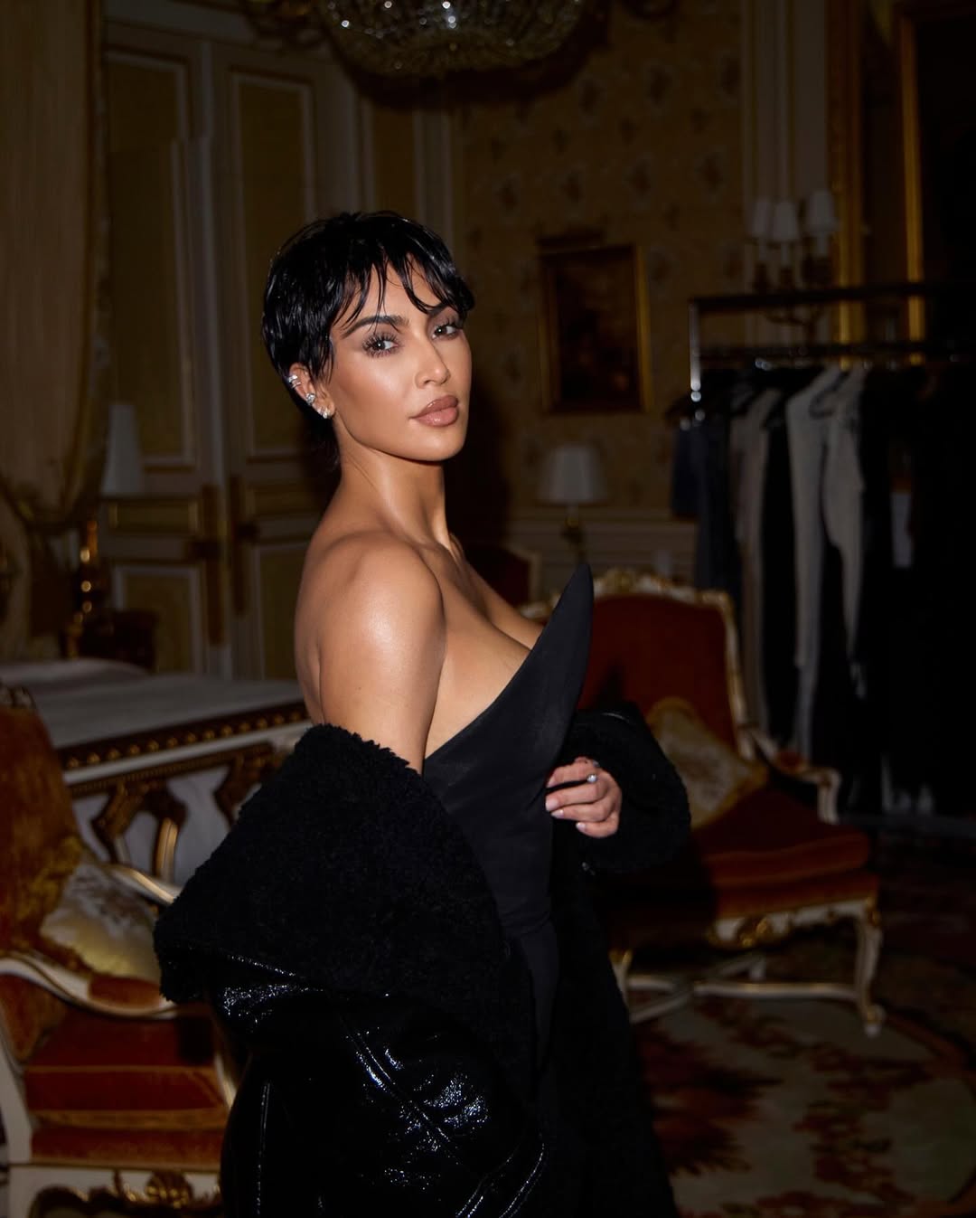 Access_Kardashian_6~26.jpg