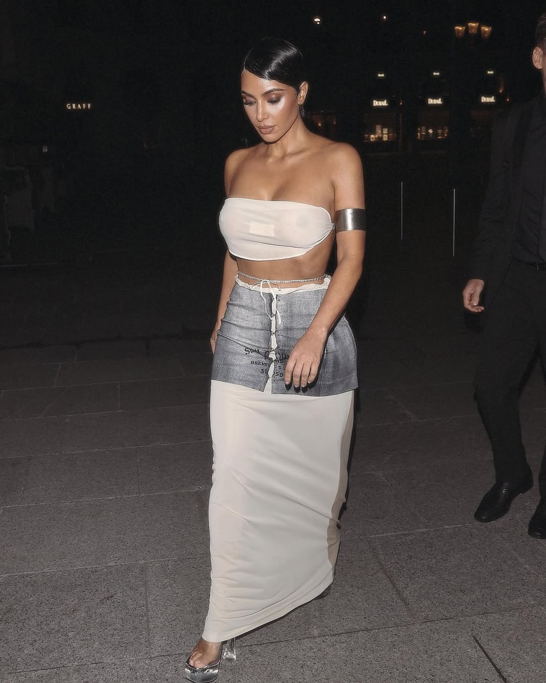 Access_Kardashian_7~26.jpg