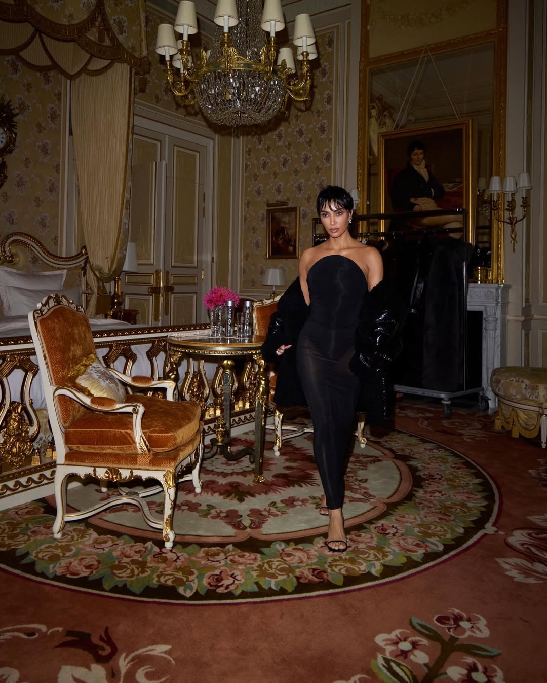 Access_Kardashian_8~25.jpg