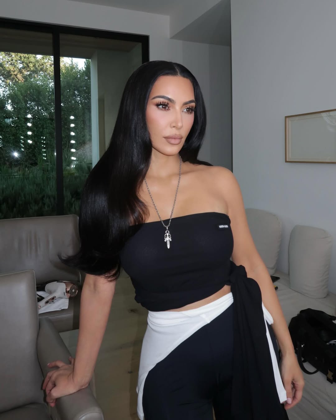 Access_Kardashian_8~27.jpg