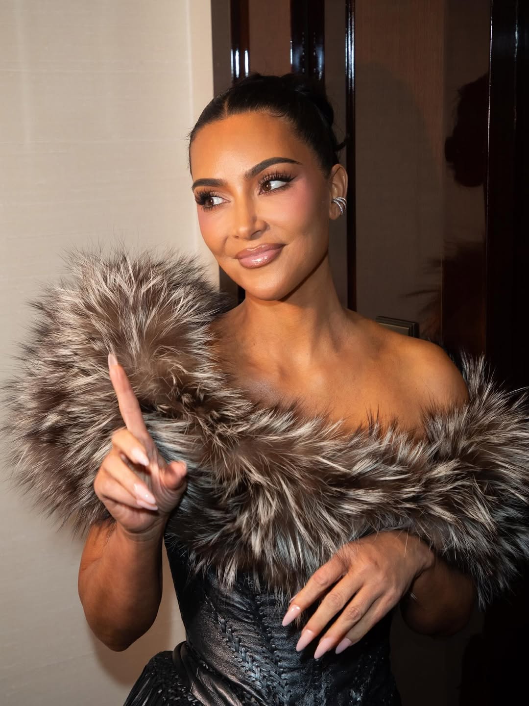 Access_Kardashian_92.jpg