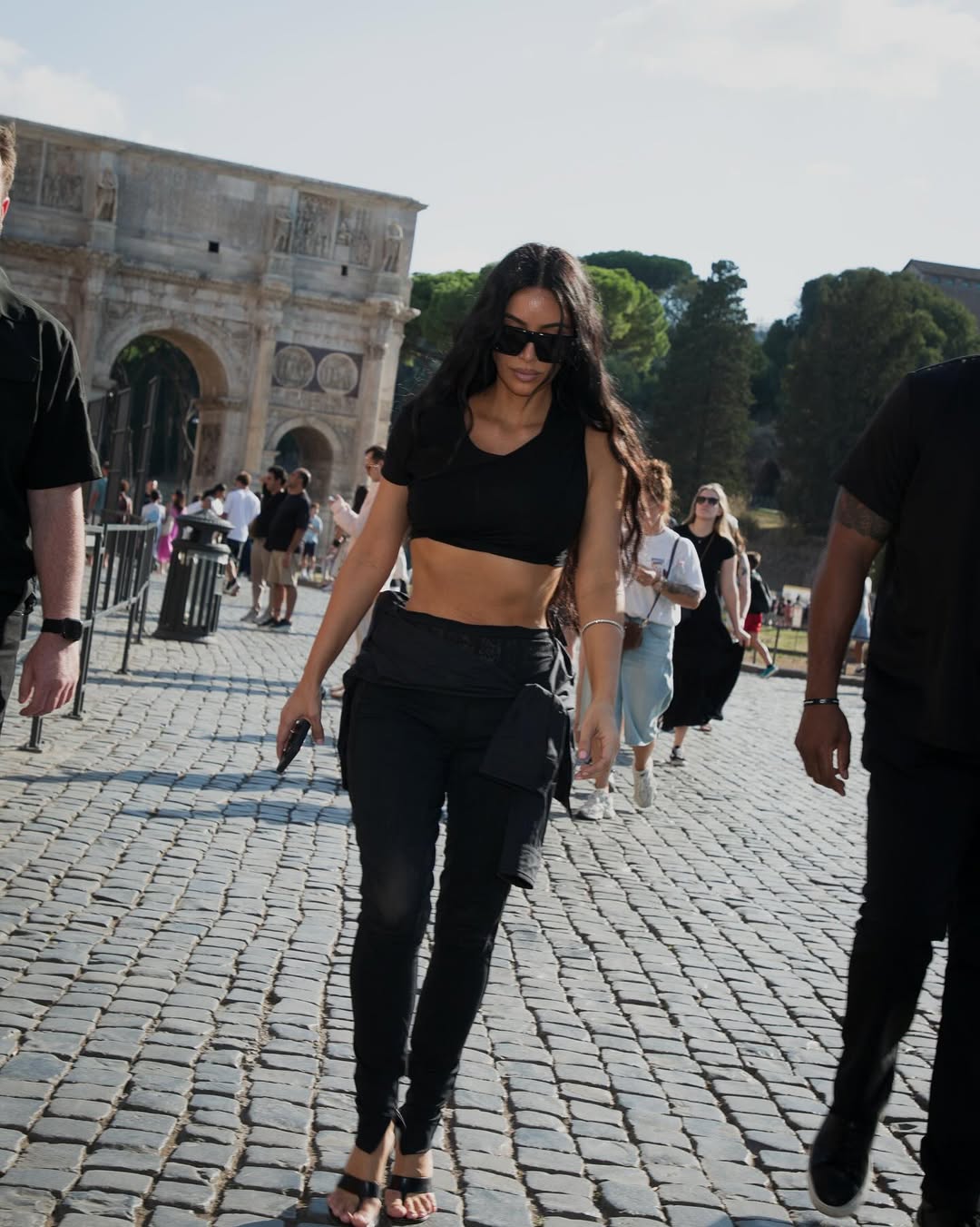 Access_Kardashian_9~22.jpg