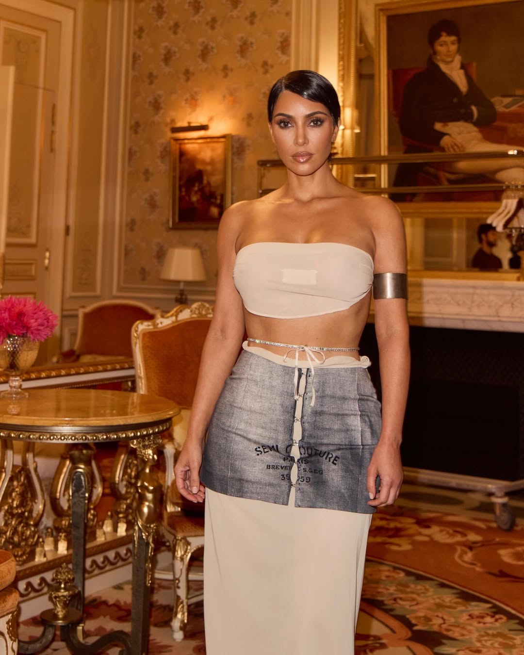 Access_Kardashian_9~25.jpg
