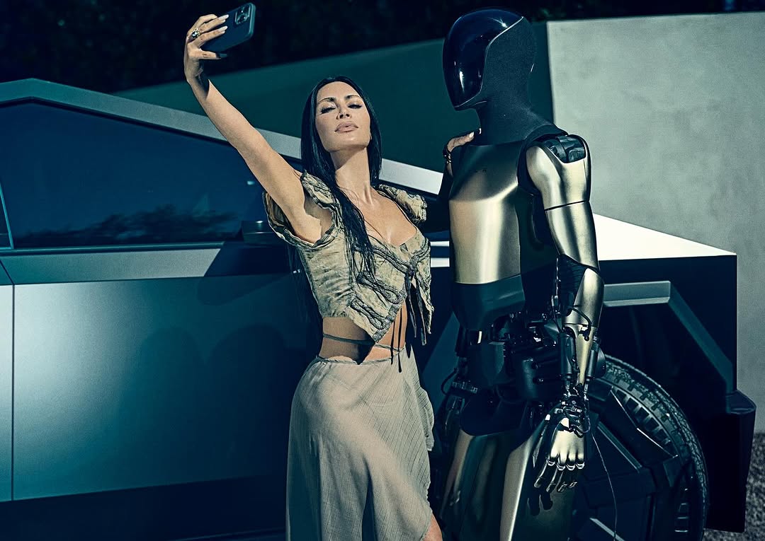 Access_Kardashian_9~7.jpg