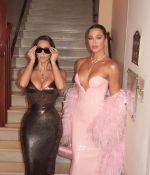 Access_Kardashian_11~21.jpg