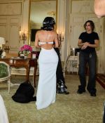 Access_Kardashian_13~21.jpg