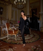 Access_Kardashian_14~25.jpg