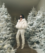Access_Kardashian_14~34.jpg