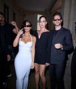 Access_Kardashian_15~19.jpg