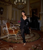 Access_Kardashian_15~26.jpg