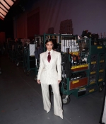Access_Kardashian_15~29.jpg