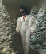 Access_Kardashian_15~31.jpg