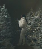 Access_Kardashian_18~19.jpg