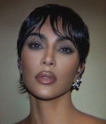Access_Kardashian_1~30.jpg