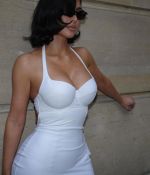 Access_Kardashian_20~12.jpg