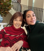 Access_Kardashian_21~9.jpg