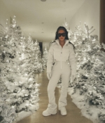 Access_Kardashian_23~6.jpg