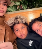 Access_Kardashian_24~6.jpg