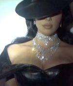 Access_Kardashian_28~0.jpg