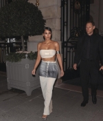 Access_Kardashian_2~31.jpg