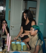 Access_Kardashian_4~23.jpg