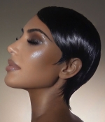 Access_Kardashian_5~30.jpg