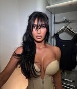 Access_Kardashian_6.jpg
