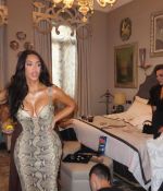 Access_Kardashian_6~17.jpg