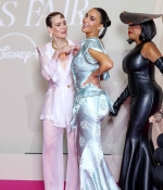 Access_Kardashian_6~30.jpg