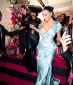 Access_Kardashian_7~29.jpg