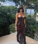 Access_Kardashian_7~33.jpg