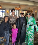 Access_Kardashian_7~36.jpg