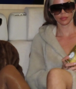 Access_Kardashian_8~20.jpg